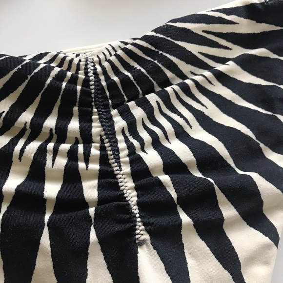 Billabong Reversible and Top Bottoms Black White Bikini Med - Picture 13 of 16